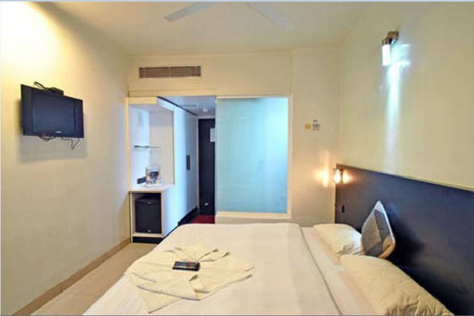 Hotel T.A.P. Gold Crest Bangalore Room photo